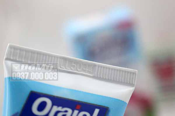 Kem đánh răng ORAJEL Training Toothpaste nuốt được cho trẻ em 42.5g từ Mỹ