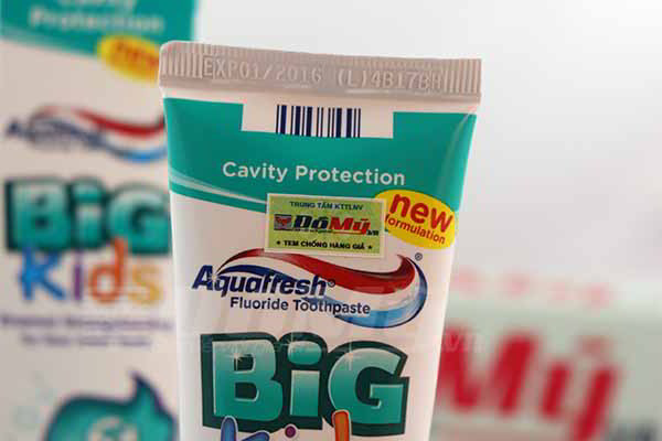 Aquafresh Big Kids 110g kem đánh răng dành cho trẻ từ 6 tuổi