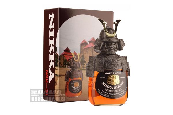 Rượu Whisky Nikka Samurai của Nhật Bản