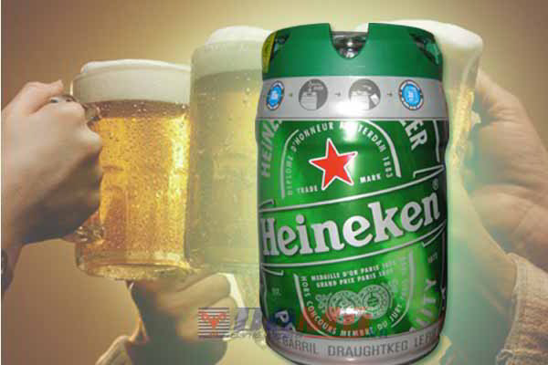 Hãy để những bữa tiệc diễn ra với không khí hào hứng, tươi vui nhờ có bia Heineken
